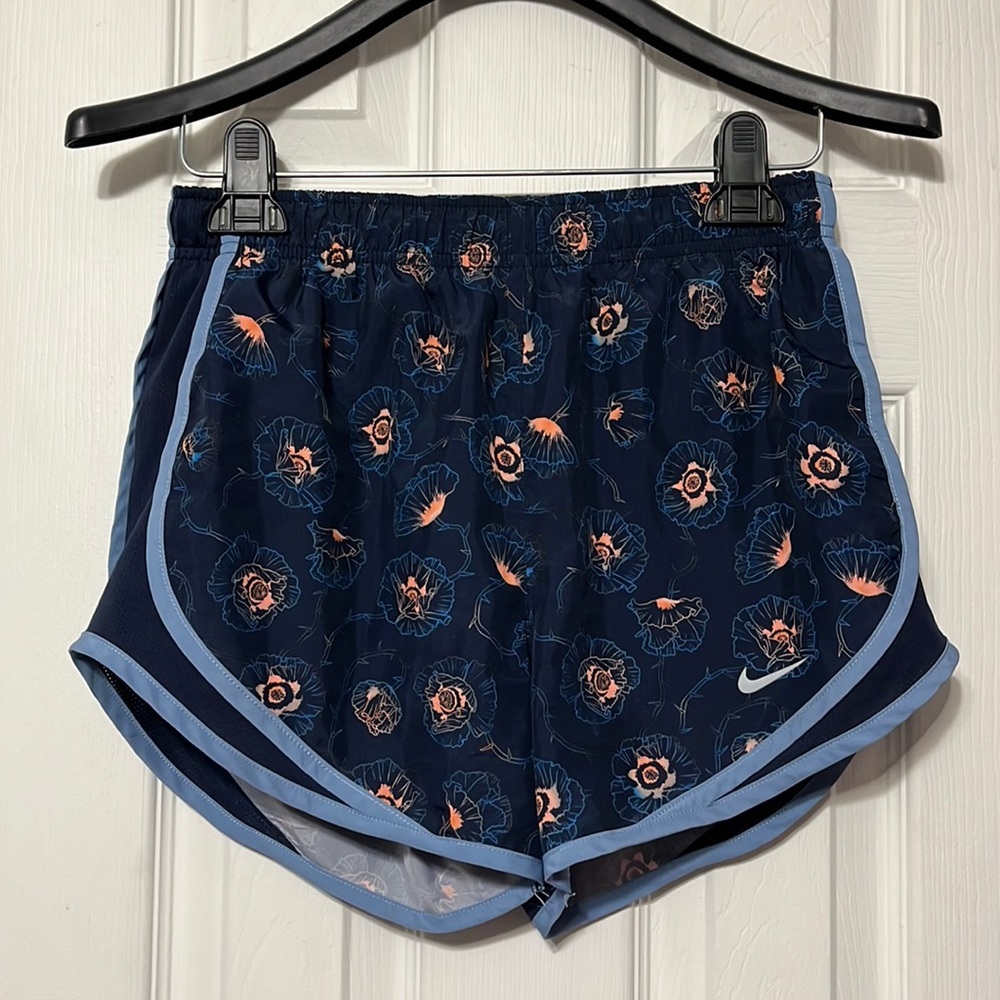 Floral Nike Shorts Size XS